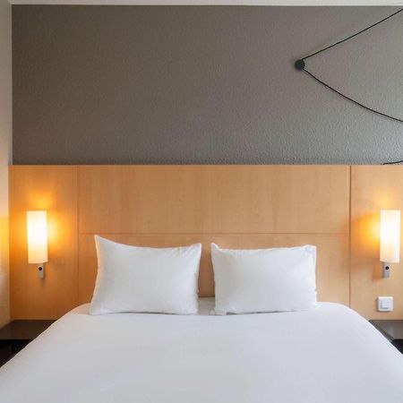 Hotel Ibis Cergy Pontoise Le Port Exterior foto