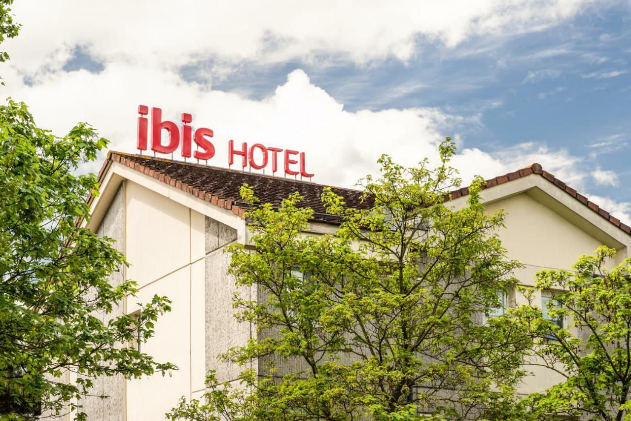 Hotel Ibis Cergy Pontoise Le Port Exterior foto